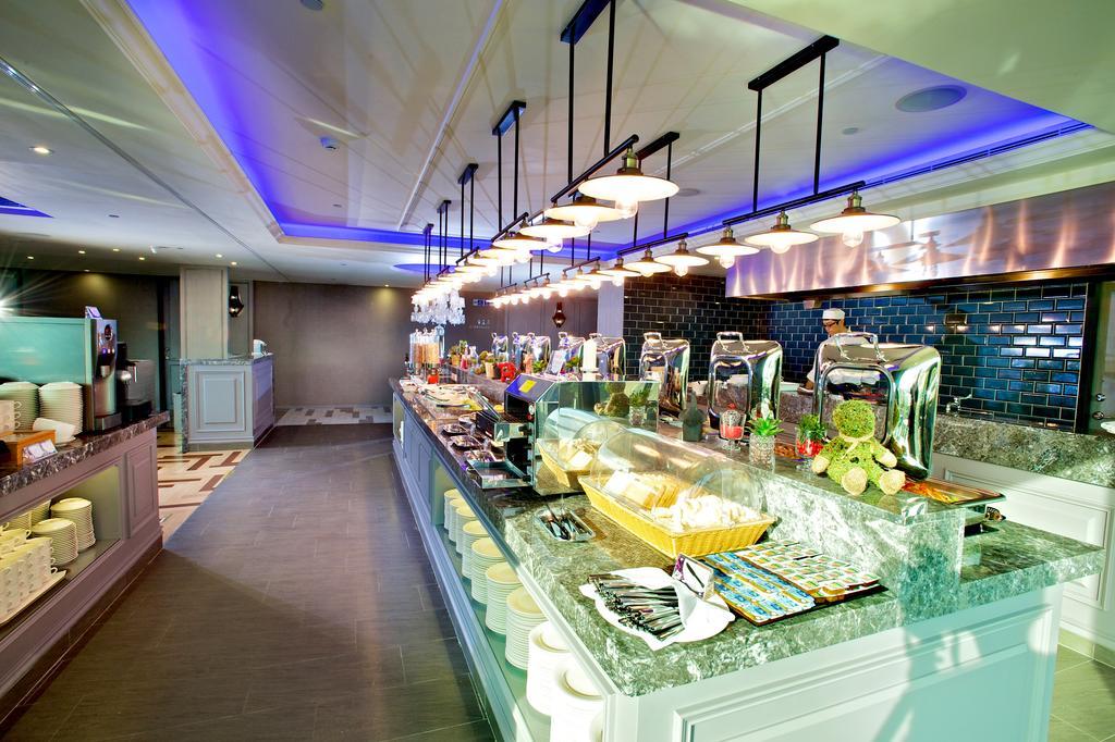 Fx Hotel Tainan Dış mekan fotoğraf