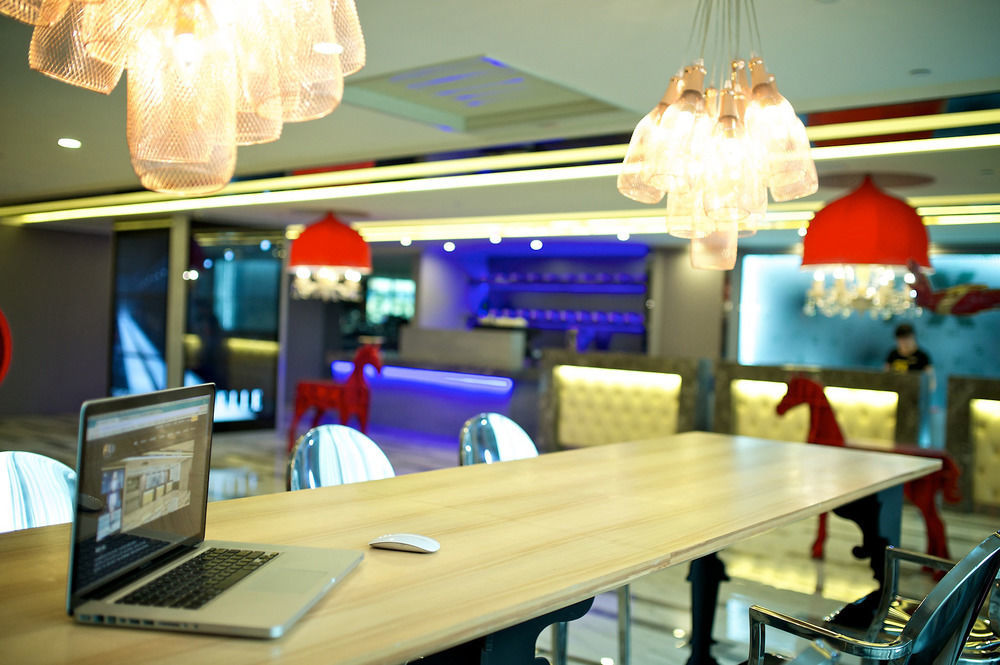 Fx Hotel Tainan Dış mekan fotoğraf